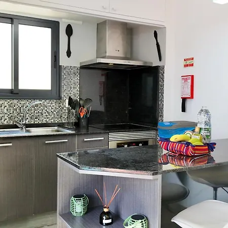 Garajau House * Канису